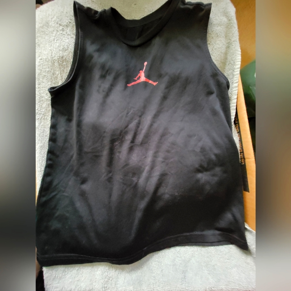 Boys muscle shirt Medium, small pull by decal see pictures